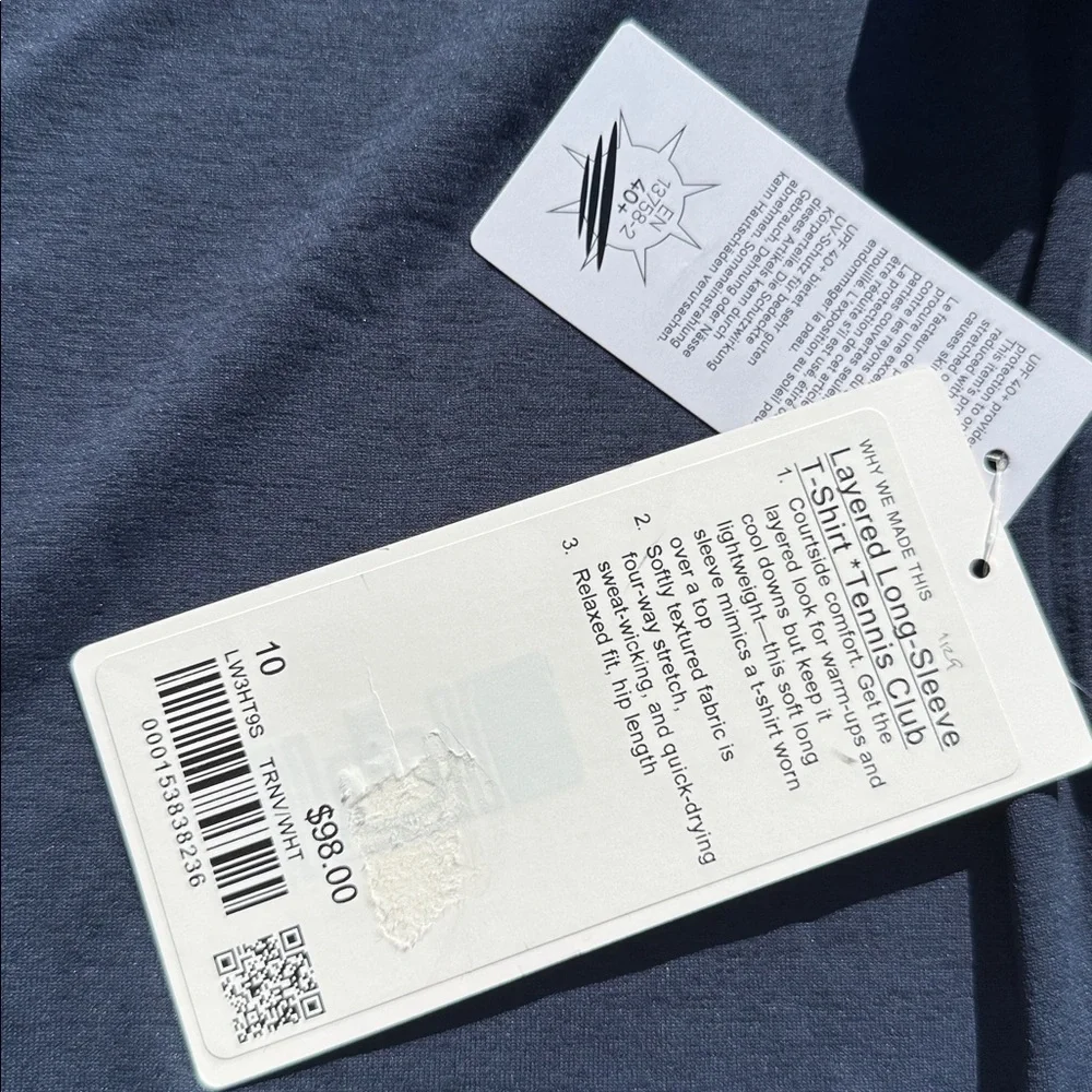 Lululemon Layered Long-Sleeve T-Shirt  Tennis Club True Navy / White size 10 NWT